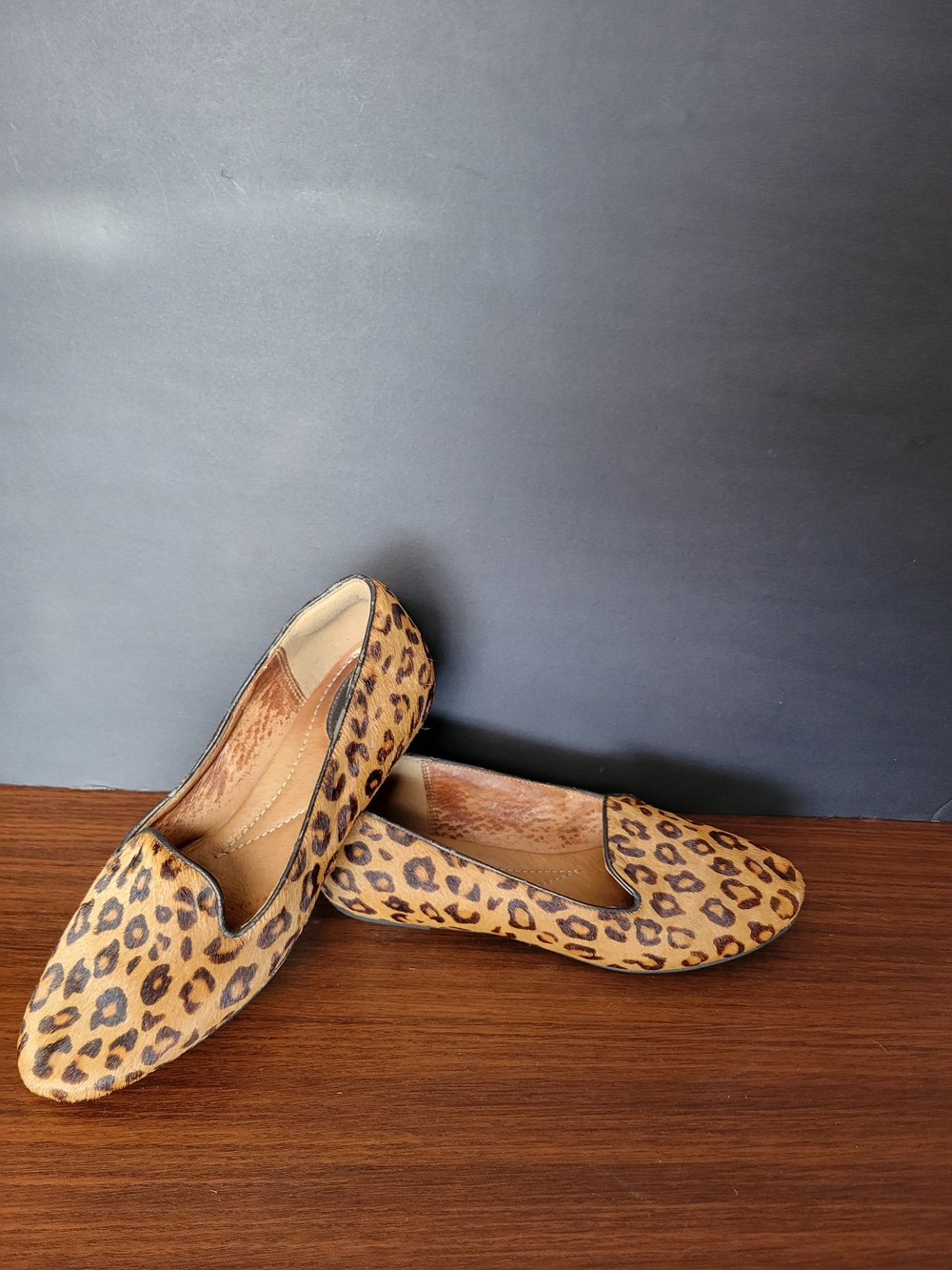 Clarks Leopard Print Hair-On Leather Slip On Shoes Size 5.5 - Picture 3 of 13